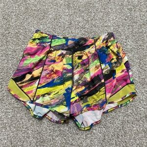 Lululemon Hotty Hot Short II *Long 4"
Catalyst Multi